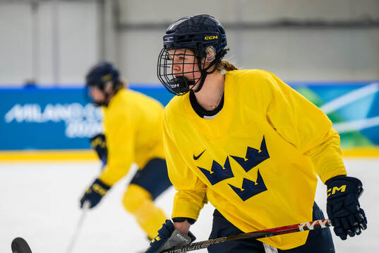 Mira Jungåker of Sweden at an ice hockey practice session