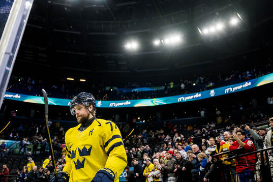 Victor Hedman of Sweden