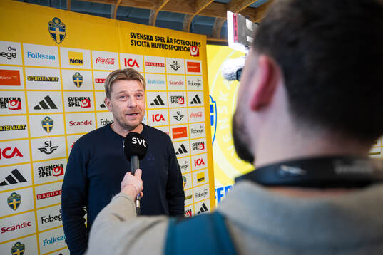 Head coach Tony Gustavsson of the Swedish women's national
