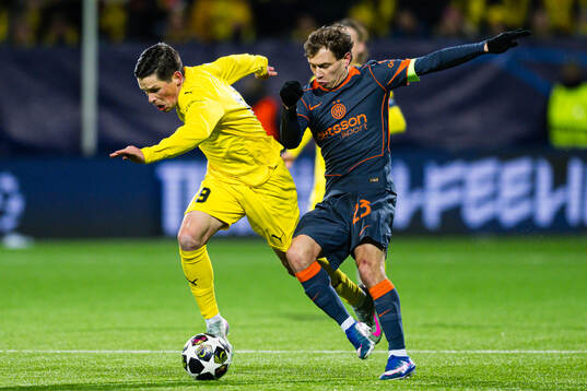 Sondre Brunstad Fet of Bodø/Glimt and Nicolò Barella of