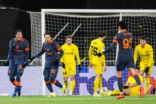Pio Esposito of Inter celebrates