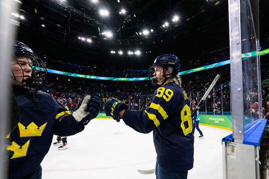 Nicole Hall of Sweden in the women's ice hockey bronze