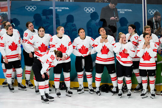 Players of Canada look dejected