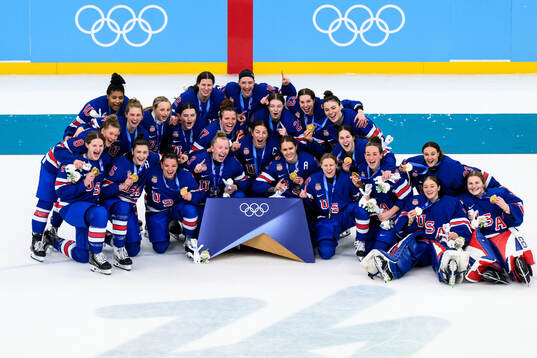 Team USA with theiir gold medals