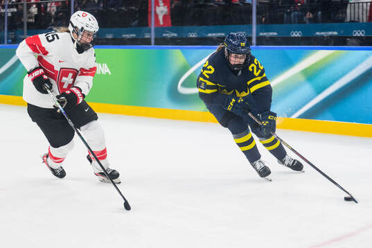 Laure Meriguet of Switzerland and Hanna Thuvik of Sweden in