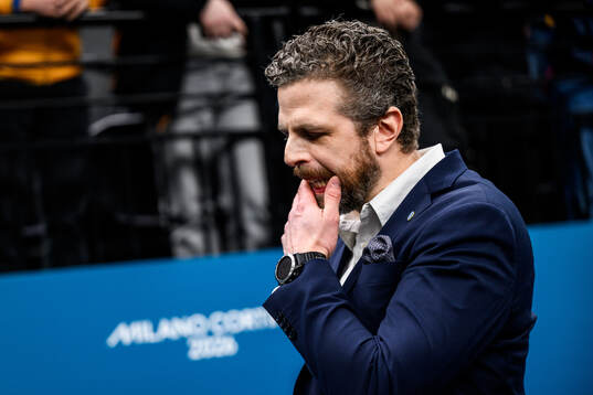 Head coach Ulf Lundberg of Sweden looks dejected