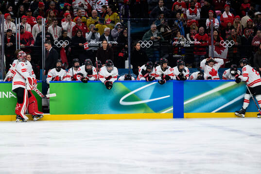 Players of Canada look dejected