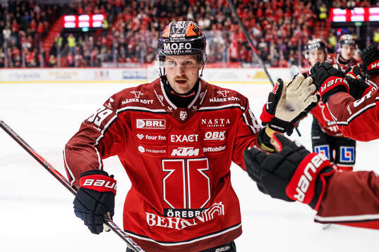 Örebros Patrik Karlkvist jublar