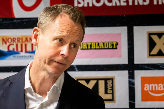 Frölundas tränare Robert Ohlsson på presskonferensen