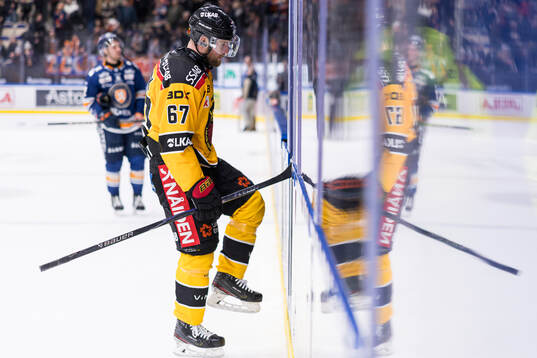 Luleås Linus Omark deppar