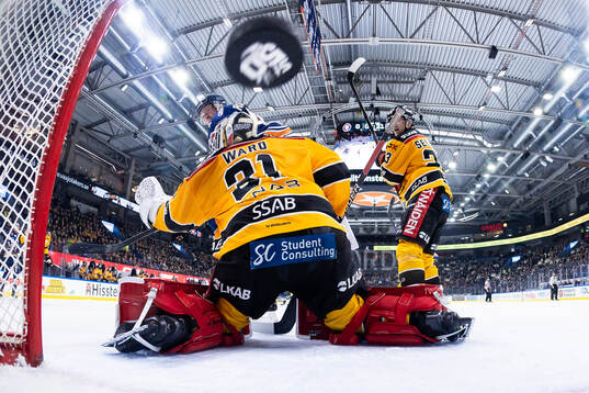 Växjös Dennis Rasmussen gör mål 1-0 bakom Luleås