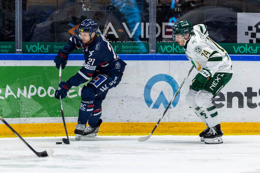 Linköpings Christoffer Ehn och Färjestads Nick Leivermann