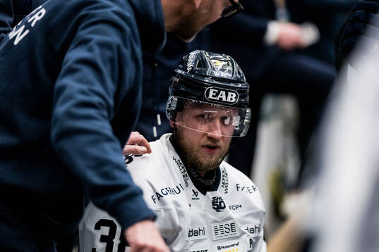HV71s Olle Alsing