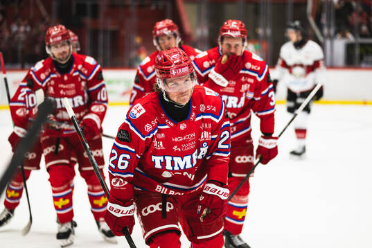 Timrås Anton Heikkinen jublar