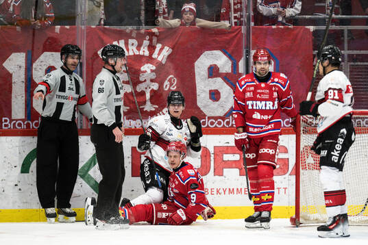 Malmö Redhawks Fredrik Händemark och Timrås Didrik