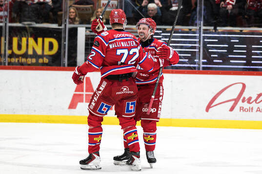 Timrås Erik Walli Walterholm, Jonathan Dahlén jublar
