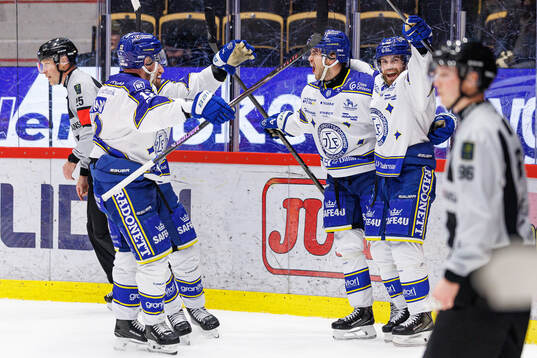Leksands Michael Lindqvist jublar