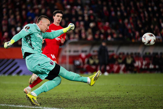 Goalkeeper Łukasz Skorupski of Bologna