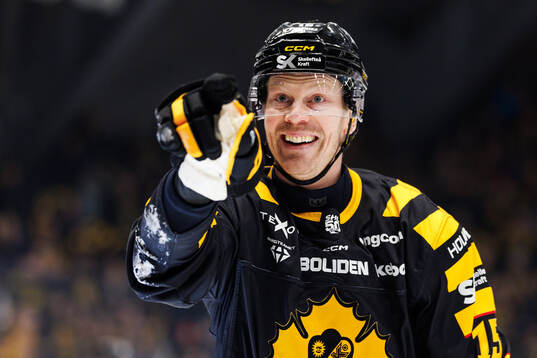 Skellefteås Lars Bryggman jublar