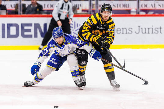 Leksands Michael Lindqvist och Skellefteås Oscar Lindberg