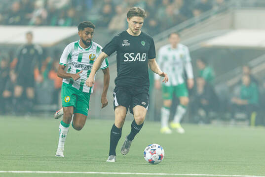 Hammarbys Tesfaldet Tekie och Brages Gustav Berggren
