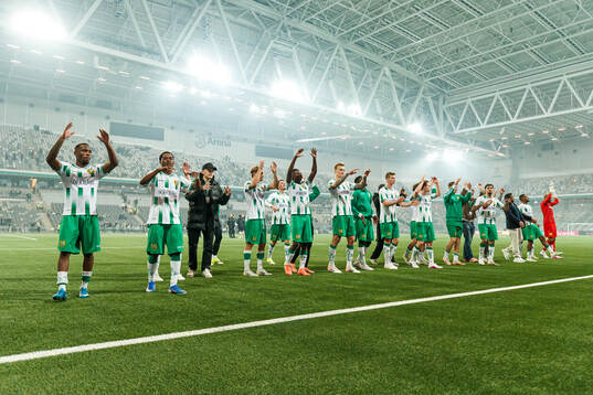 Hammarbys spelare jublar