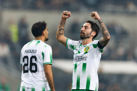 Hammarbys Nahir Besara jublar