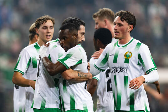 Hammarbys Nahir Besara jublar