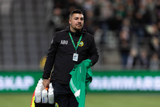 Hammarbys materialförvaltare Adam Bulduk innan