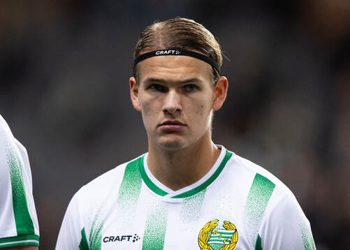 Hammarbys Markus Karlsson innan fotbollsmatchen i Svenska