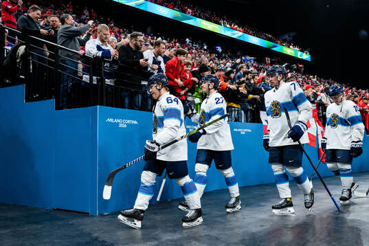 Mikael Granlund, Eetu Luostarinen, Niko Mikkola and Anton