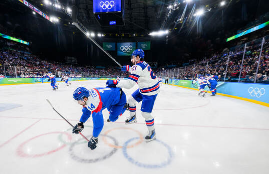 Bläddra bland fler bilder av 2026 Winter Olympics, Day 14, Men's Ice Hockey, Semifinal, USA - Slovakia