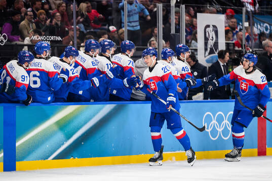 Juraj Slafkovsky of Slovakia celebrates the 5-1 goal in the