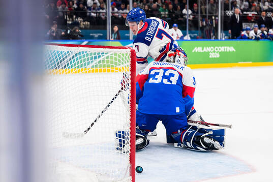 Brady Tkachuk of USA scores 6-1 against goaltender