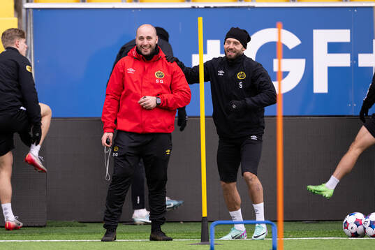 Fystränare Stefanos Giogos och Arber Zeneli