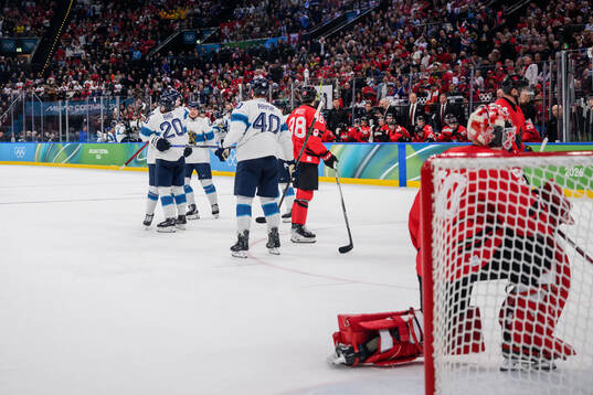 Mikko Rantanen of Finland celebrate with teammates
