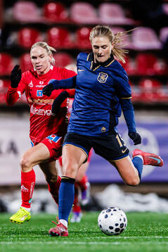 Linköpings Jonna Andersson och AIKs Lisa Björk