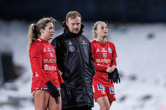 Linköpings Ashlynn Nicole Serepca och tränare Charlie