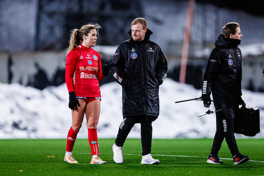 Linköpings Ashlynn Nicole Serepca och tränare Charlie
