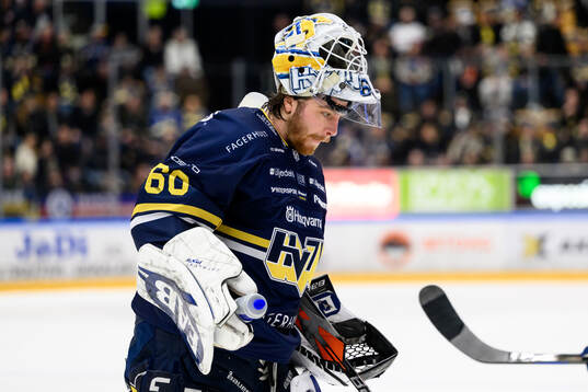 HV71s målvakt Felix Sandström
