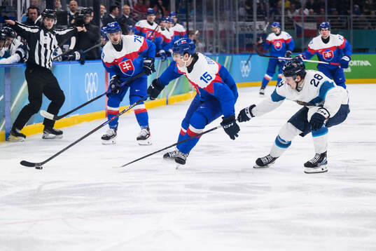 Dalibor Dvorsky of Slovakia and Eeli Tolvanen of Finland in