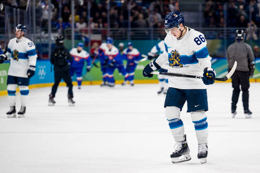 Teuvo Teräväinen of Finland looks dejected