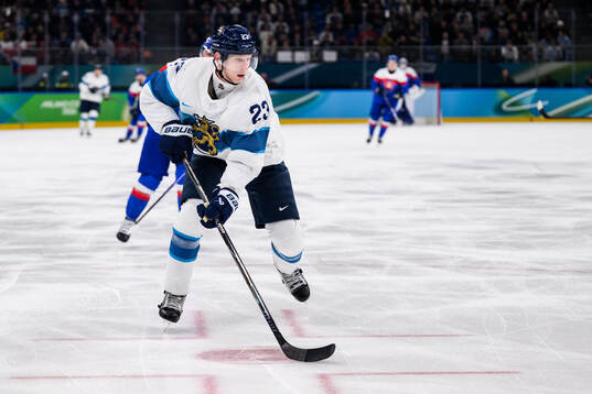 Esa Lindell of Finland in the men's ice hockey bronze medal