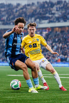 Djurgårdens Mikael Anderson och Falkenbergs Melker Nilsson