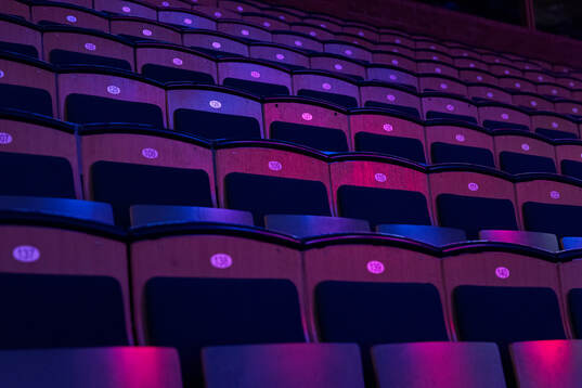 Sittplatser i Saab Arena