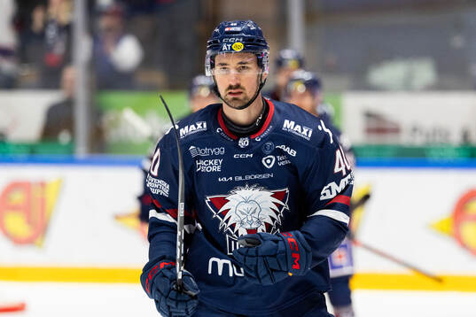 Linköpings David Bernhardt jublar