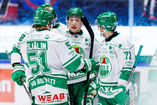 Rögles Paul Ladue jublar