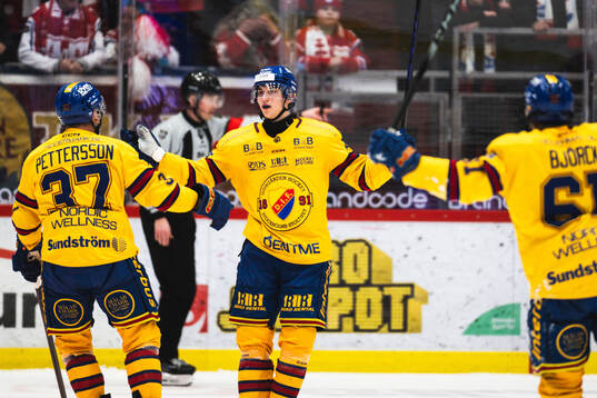 Djurgårdens Victor Eklund jublar