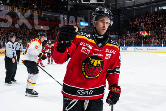 Luleås Mathias Bromé jublar