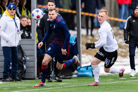 Östers IFs Oscar Uddenäs och Örebros Christopher